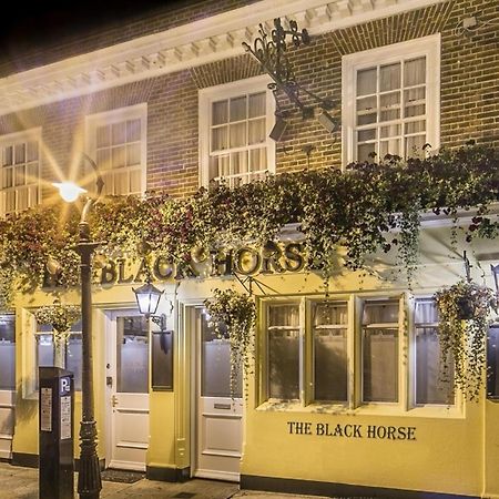 Canterbury Black Horse Bagian luar foto